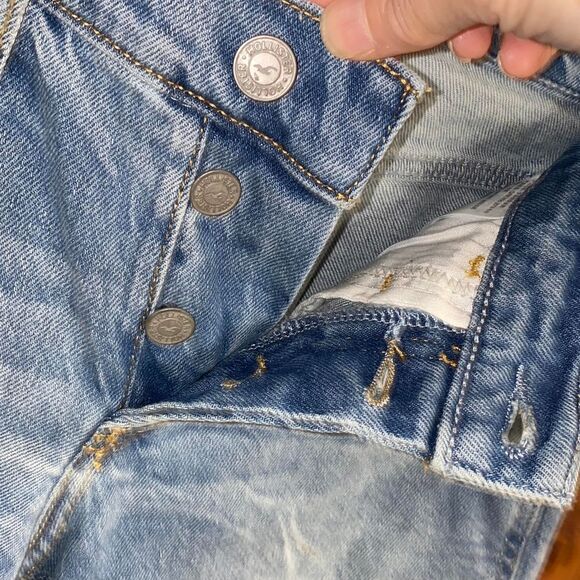 Hollister low rise crop boyfriend destroyed NWT - Picture 6 of 9